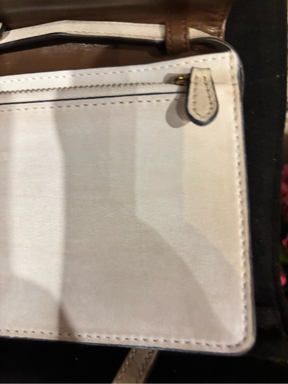Coach Signature Canvas Crossbody in Khaki and Chalk - Picture 6 of 7
